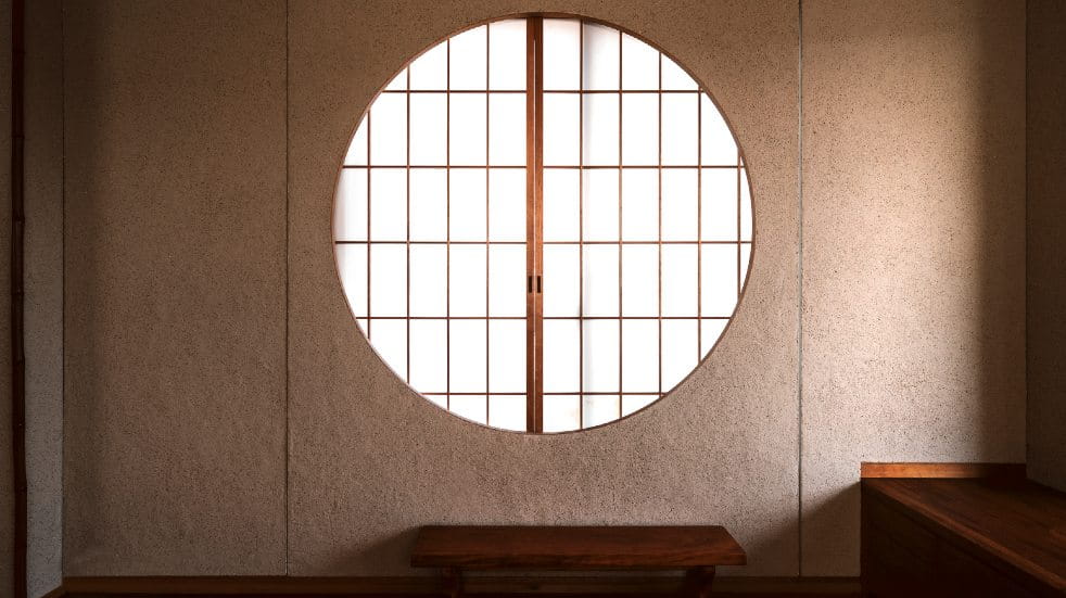 circular window in japanese house